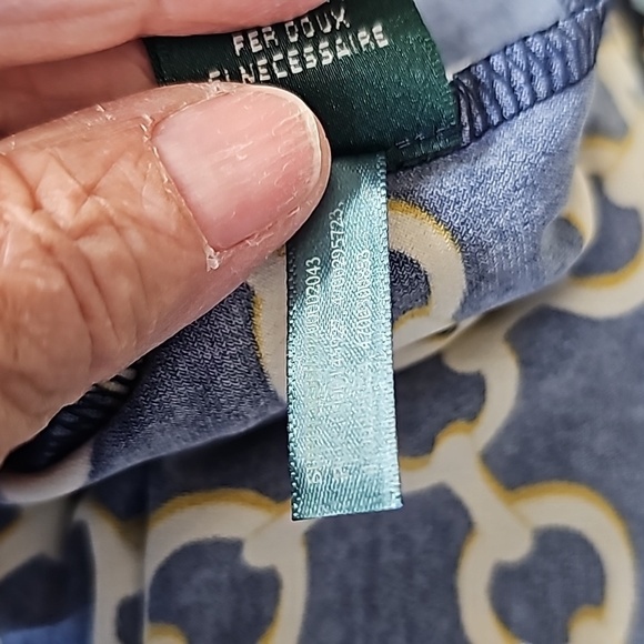 Lauren Ralph Lauren knit dress size 12. Stretch fabric. Dark blue with geometric - Picture 10 of 10